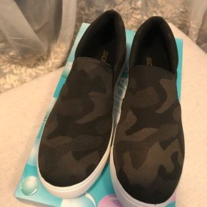 Soda Camo Slip-ons